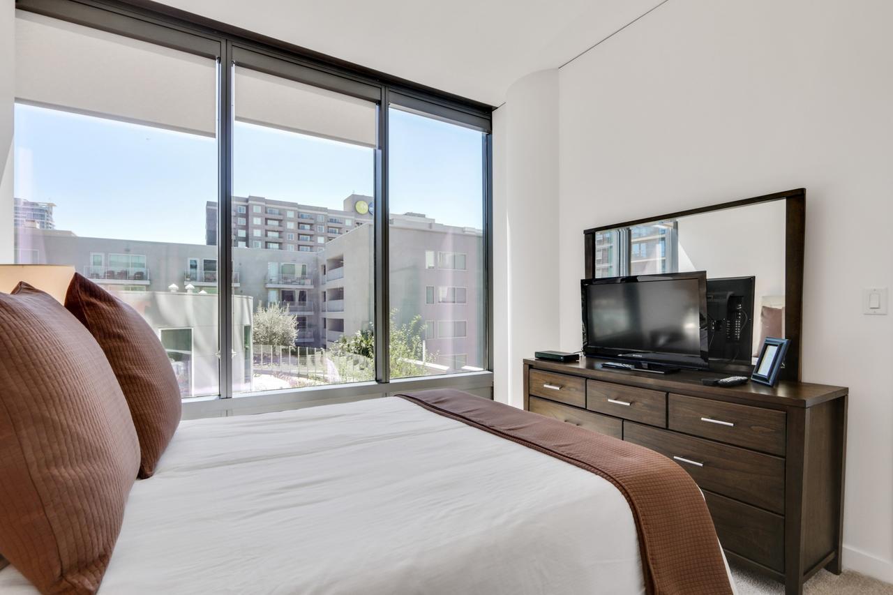 Global Luxury At Figueroa Street *
