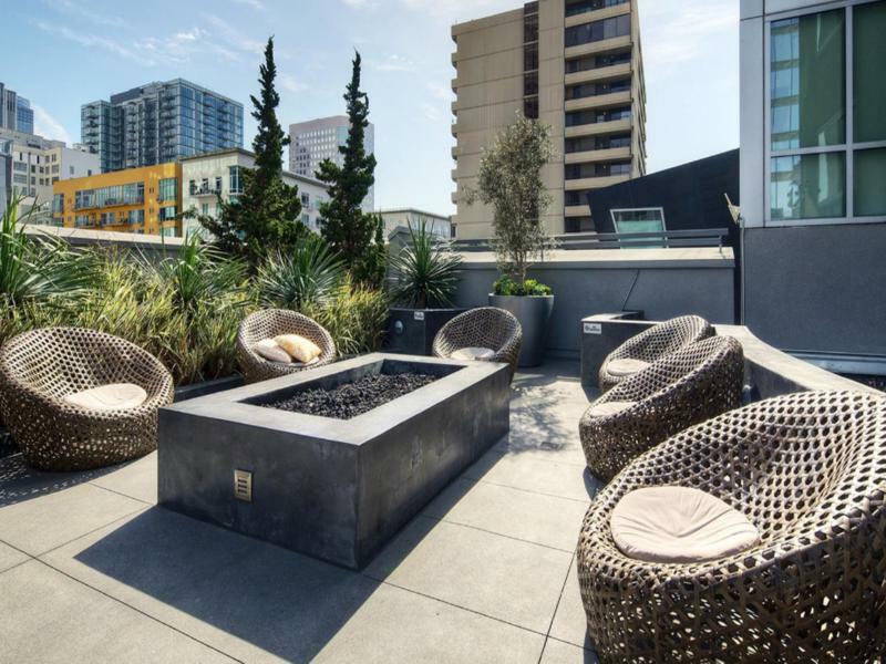 Global Luxury At Figueroa Street *