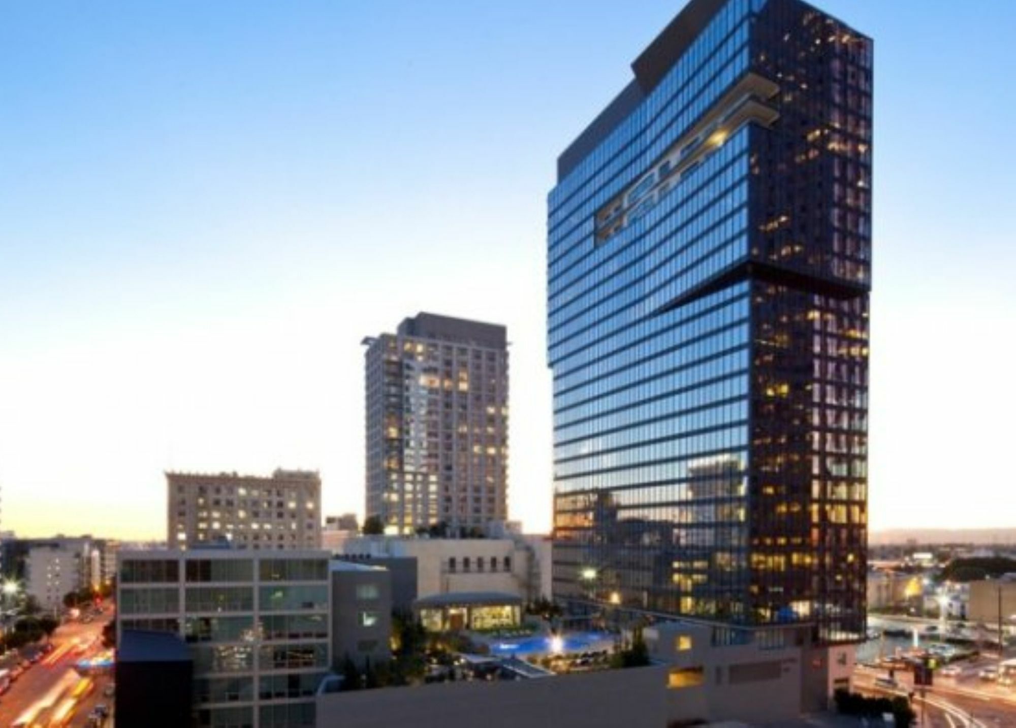 Global Luxury At Figueroa Street Los Angeles
